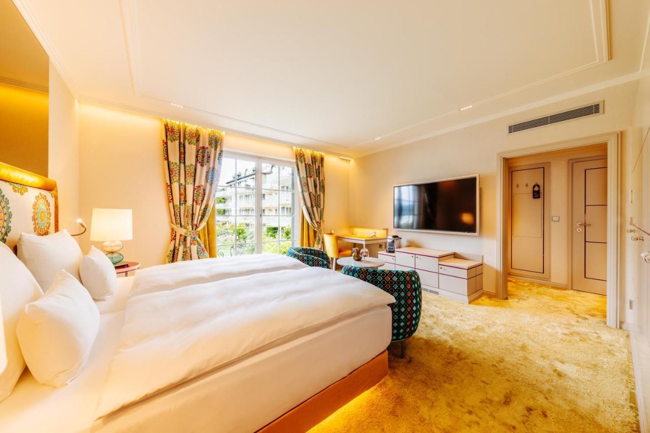 Hotel Schloss Seefels Portschach am Worthersee Bagian luar foto