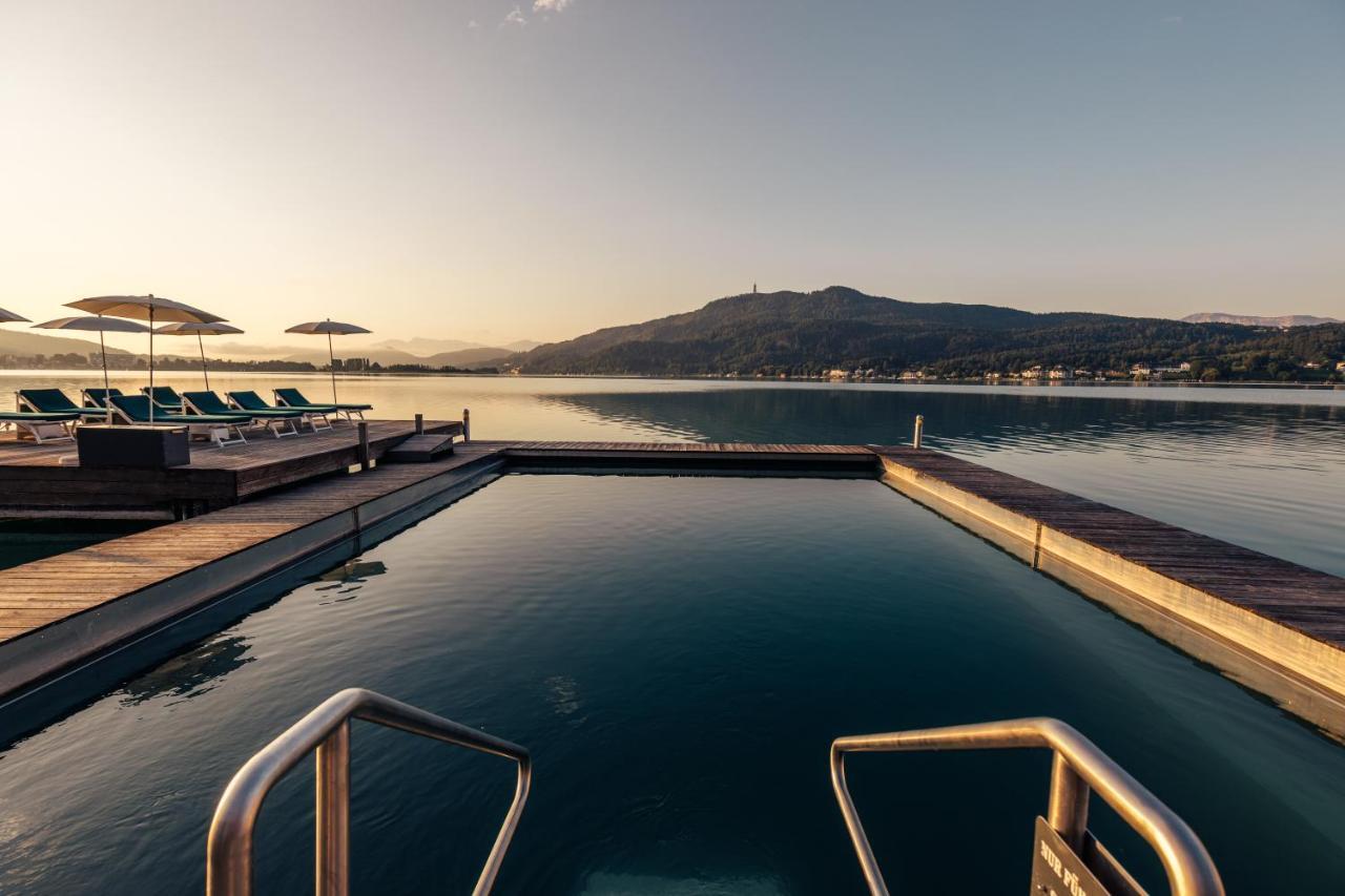 Hotel Schloss Seefels Portschach am Worthersee Bagian luar foto